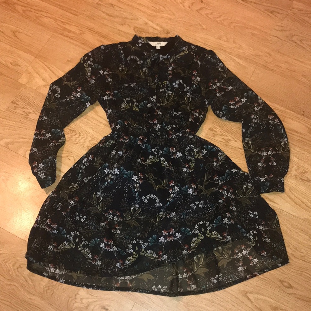 Vintage style yumi  sheer overlay 👗